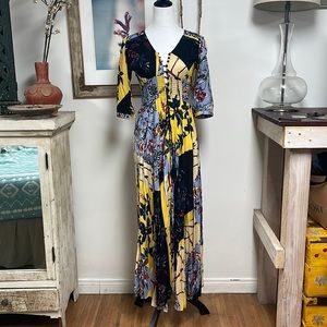 Beautiful floral Jasse dress. New without tags.